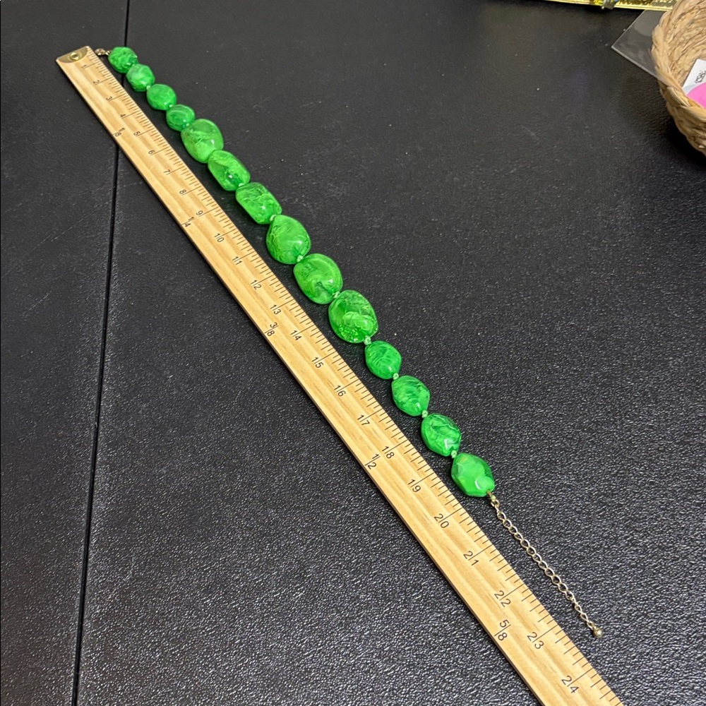 Chunky Green Knotted Acrylic Statement Holiday Ne… - image 5